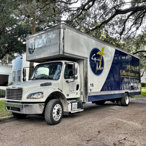 Truck of a Moving Company Bound For Ruskin Florida
